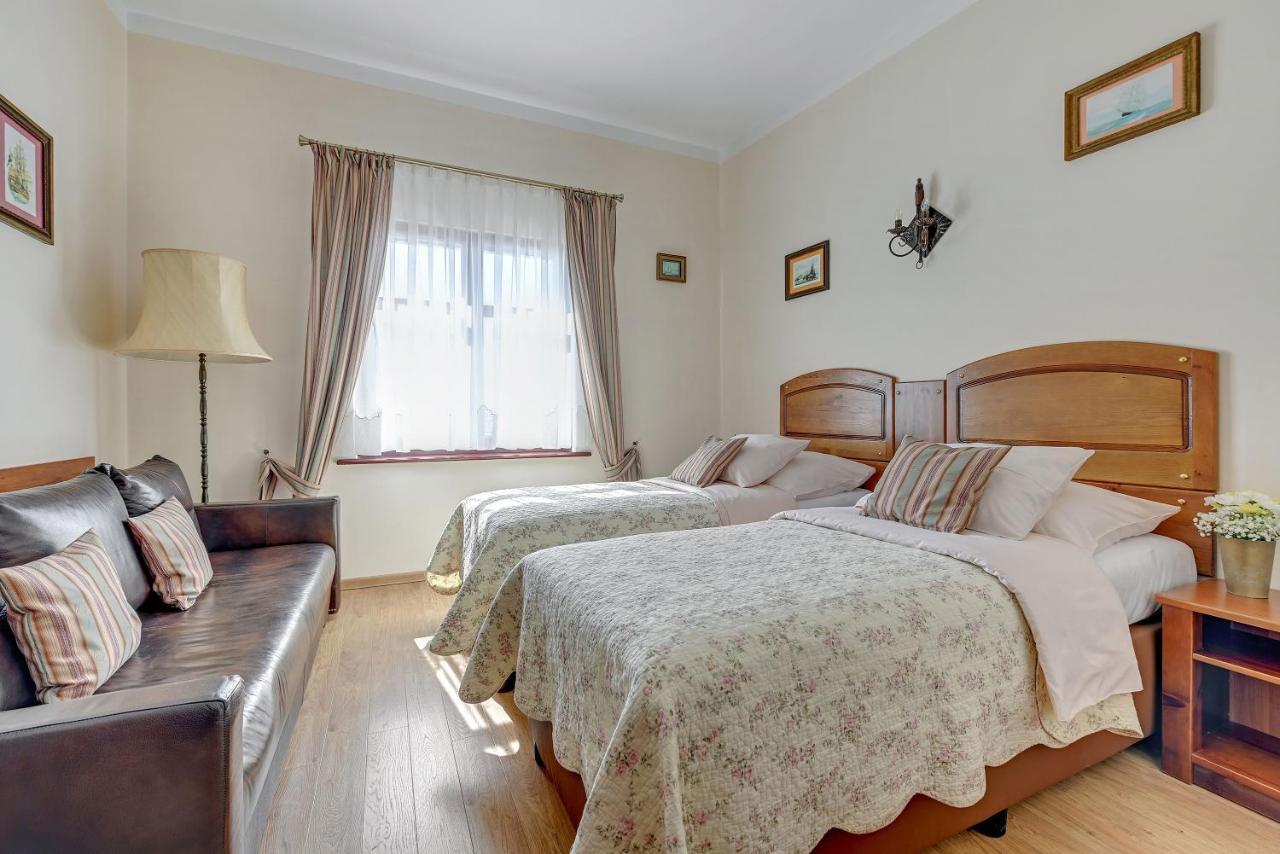 Villa & Restaurant Admiral Nelson Хель Экстерьер фото