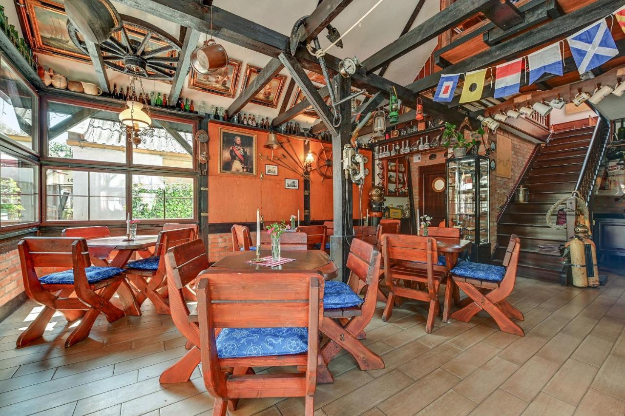 Villa & Restaurant Admiral Nelson Хель Экстерьер фото