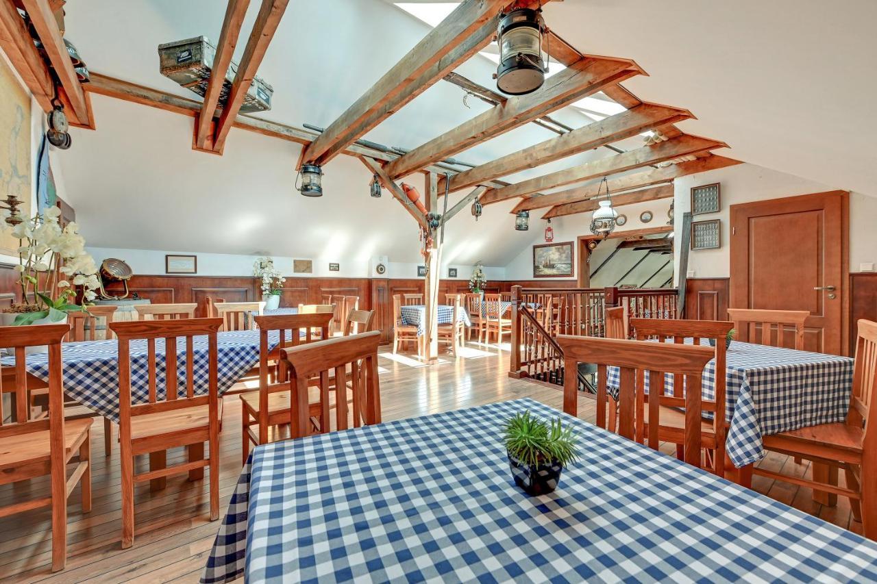 Villa & Restaurant Admiral Nelson Хель Экстерьер фото