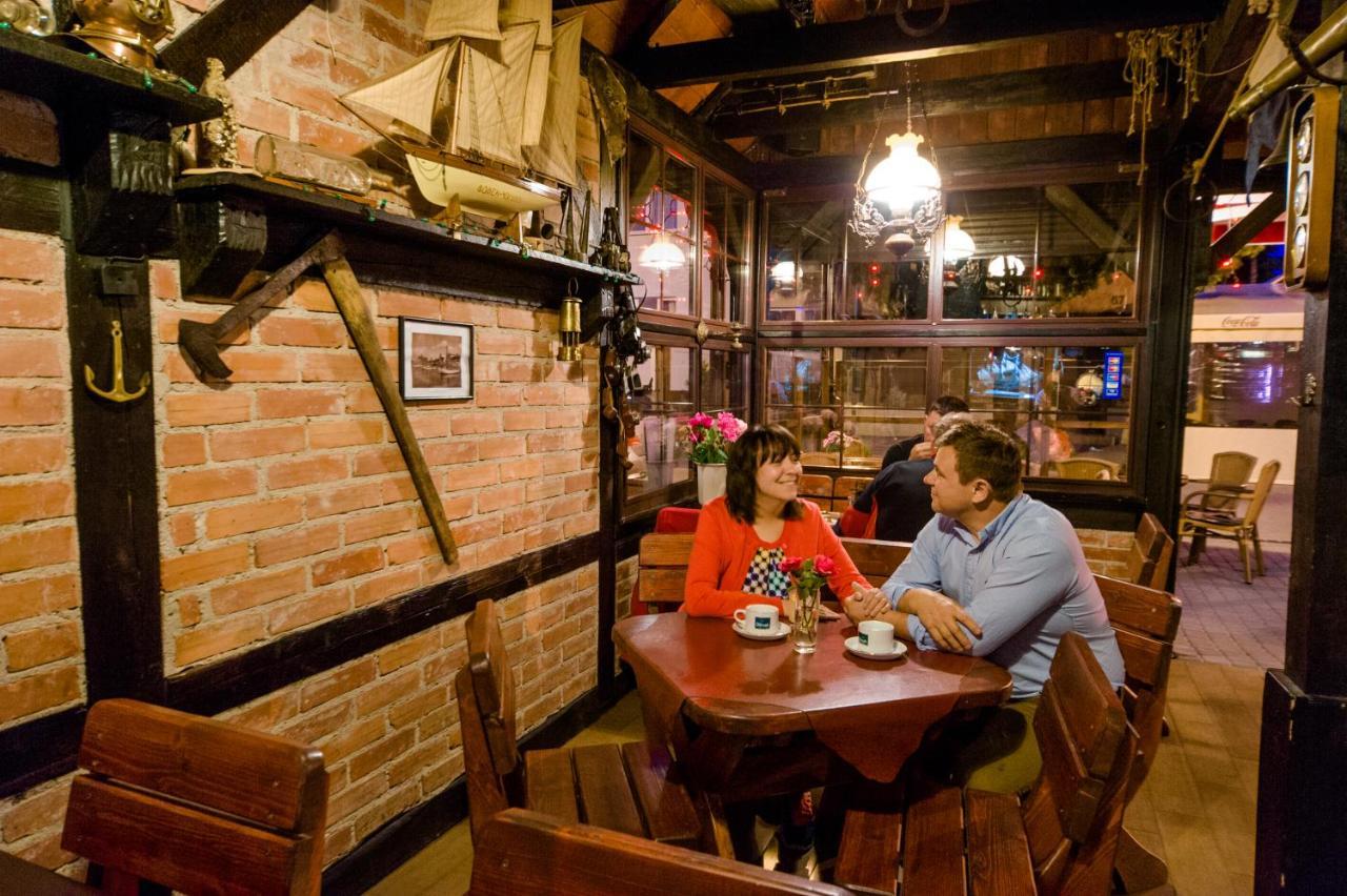 Villa & Restaurant Admiral Nelson Хель Экстерьер фото