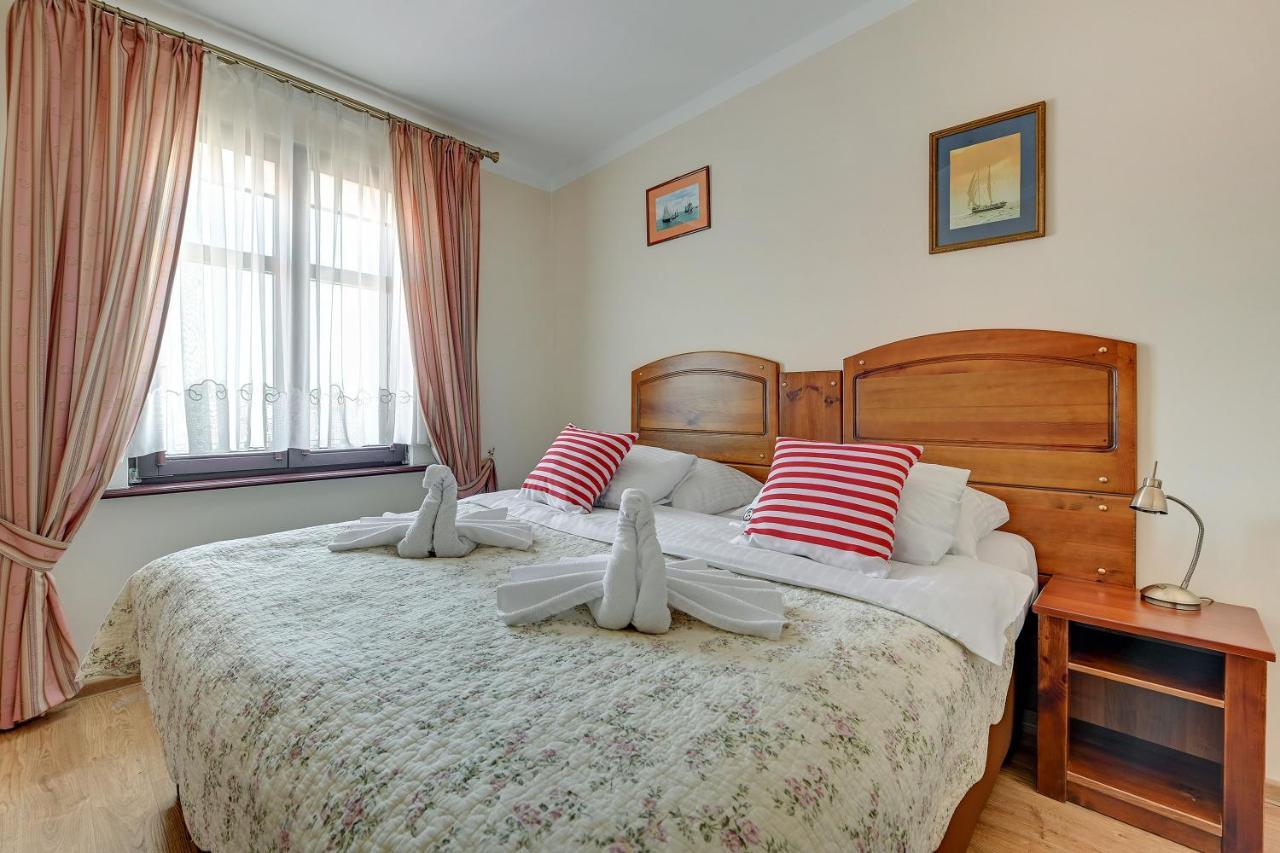 Villa & Restaurant Admiral Nelson Хель Экстерьер фото