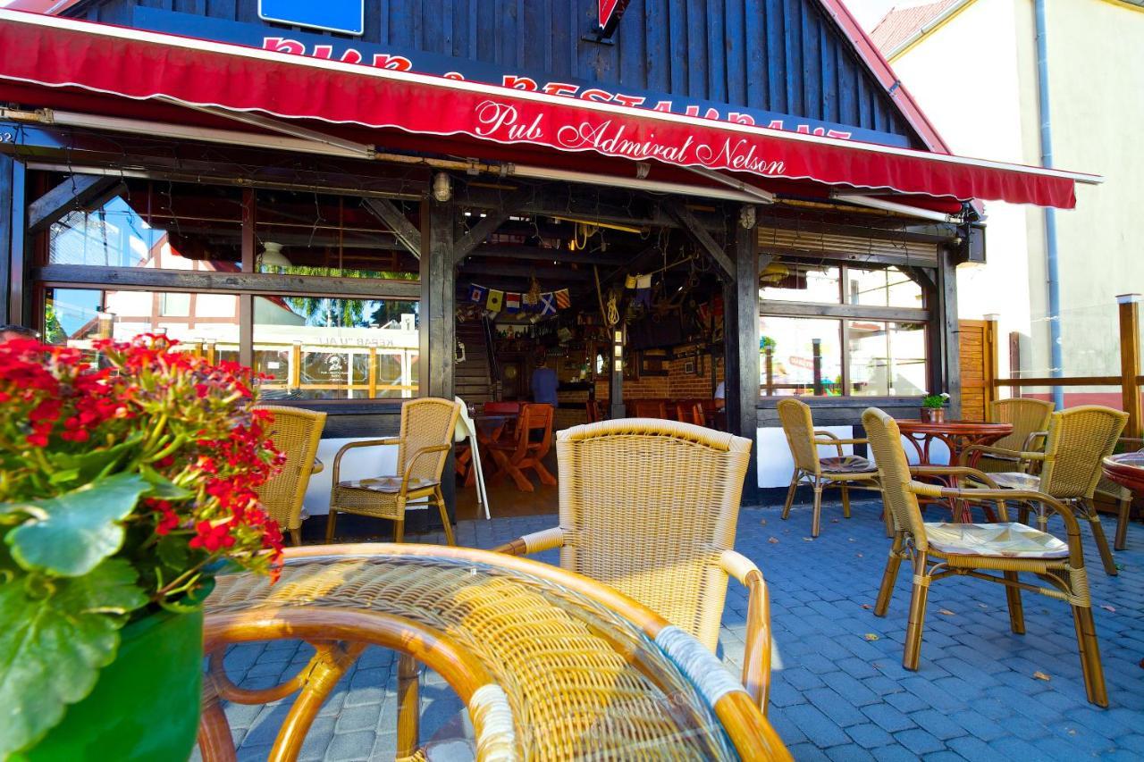 Villa & Restaurant Admiral Nelson Хель Экстерьер фото